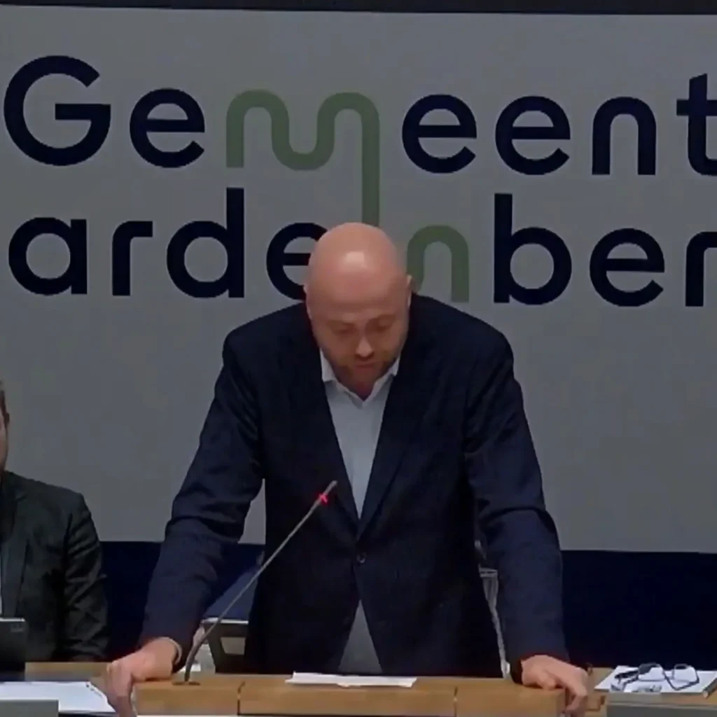 Piet-Cees van der Wel spreekt in de gemeenteraad